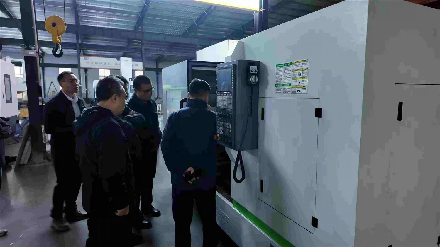 河北机电职业技术学院与华电数控联手，突破机床核心精度技术瓶颈